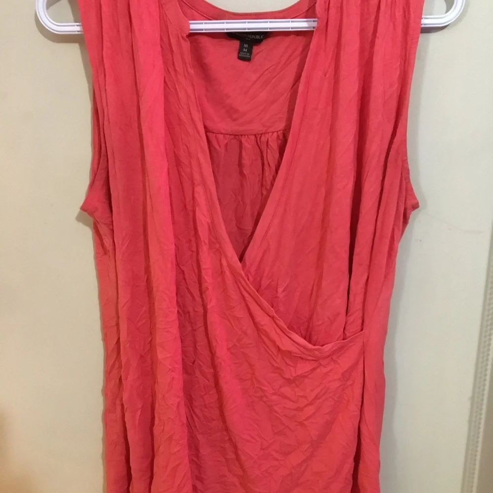 Banana Republic Coral Sleeveless Blouse - Picture 3 of 5